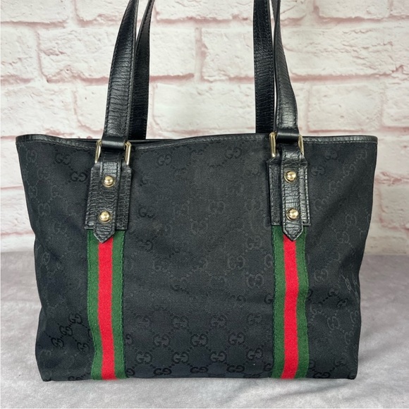Gucci bag and matching clutch available - Picture 4 of 10